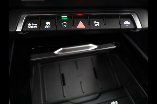 Audi Q3 Sportback S edition e-hybrid 272 pk | Techniek pakket pro | MMI experience pro | OLED achterlichten | Lederen interieur |