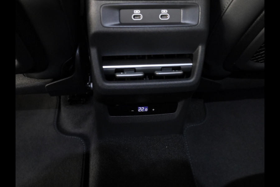 Audi Q3 Sportback S edition e-hybrid 272 pk | Techniek pakket pro | MMI experience pro | OLED achterlichten | Lederen interieur |
