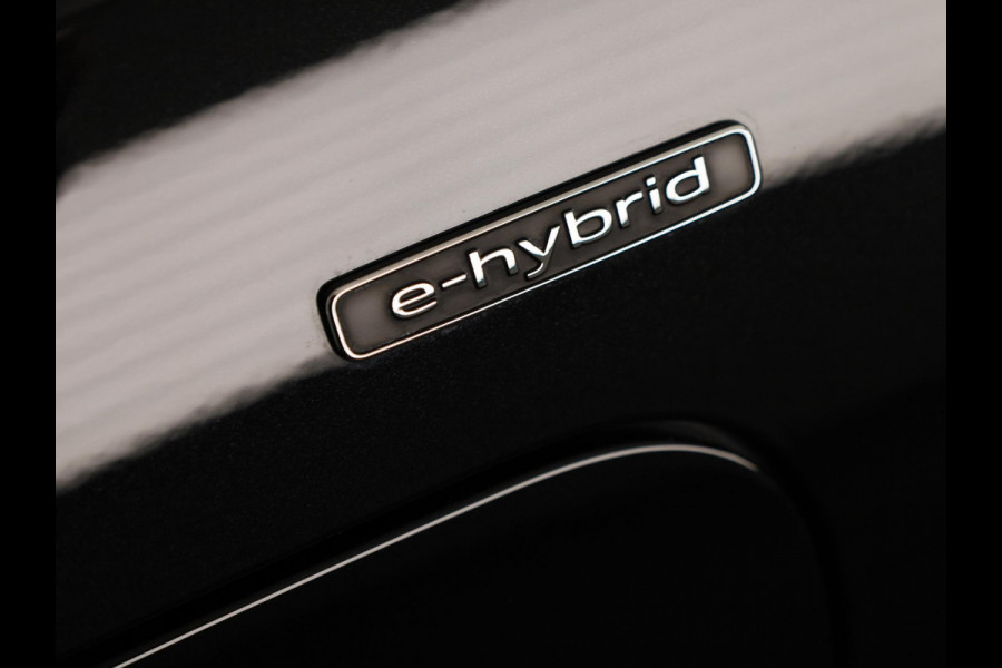 Audi Q3 Sportback S edition e-hybrid 272 pk | Techniek pakket pro | MMI experience pro | OLED achterlichten | Lederen interieur |