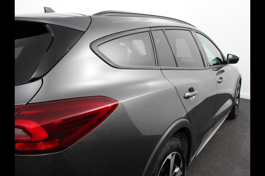 Ford FOCUS Wagon 1.0 EcoBoost 155pk Automaat Active X | Navigatie | Climate Control | Camera | Parkeer sensoren | B&O | Dab | Led | Lichtmetalen velgen