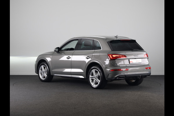 Audi Q5 50 TFSI e S edition 299 pk S-tronic | Navigatie | Parkeersensoren | Achteruitrijcamera | Autom. airco (3 zones) | S-line