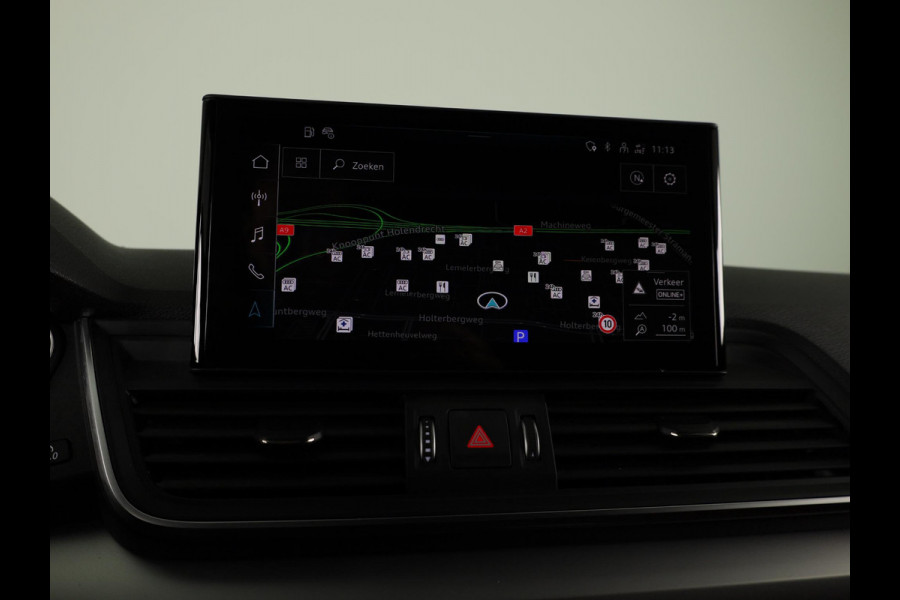 Audi Q5 50 TFSI e S edition 299 pk S-tronic | Navigatie | Parkeersensoren | Achteruitrijcamera | Autom. airco (3 zones) | S-line