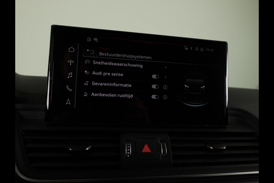 Audi Q5 50 TFSI e S edition 299 pk S-tronic | Navigatie | Parkeersensoren | Achteruitrijcamera | Autom. airco (3 zones) | S-line