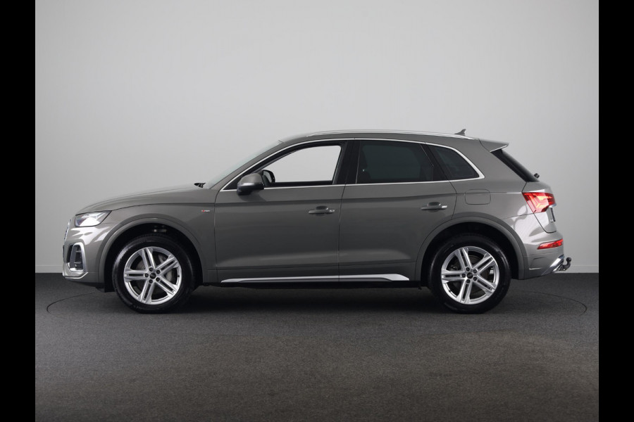 Audi Q5 50 TFSI e S edition 299 pk S-tronic | Navigatie | Parkeersensoren | Achteruitrijcamera | Autom. airco (3 zones) | S-line
