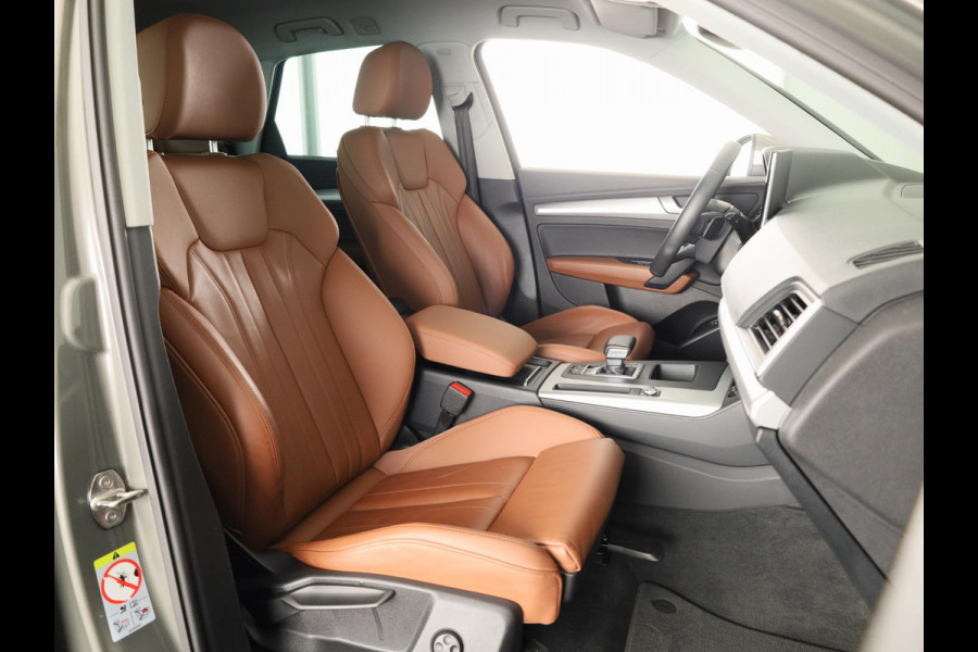 Audi Q5 50 TFSI e S edition 299 pk S-tronic | Navigatie | Parkeersensoren | Achteruitrijcamera | Autom. airco (3 zones) | S-line