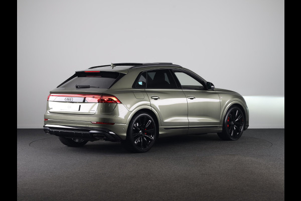 Audi Q8 60 TFSI e quattro Pro Line S Competition 490pk | Panoramadak | HUD | 4 wielbesturing | Stoel ventilatie en massage | Verlengde garantie | 23 inch Lichtmetalen velgen
