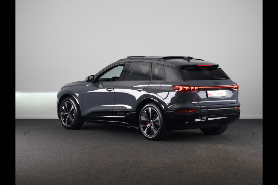 Audi SQ6 e-tron quattro 100 kWh 490pk | Panoramadak | B&O Audio | Electrisch verstelbare voorstoelen + geheugen bestuurderstoel | MMI Experience Pro