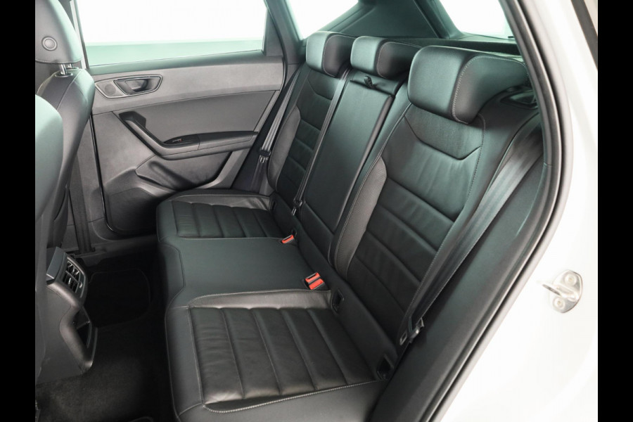 Seat Ateca 1.5 TSI Xcellence Business Intense 150pk | Lederen bekleding | 360° Camera | Apple Carplay | Verwarmbare voorruit | Virtual Cockpit | Keyless Entry