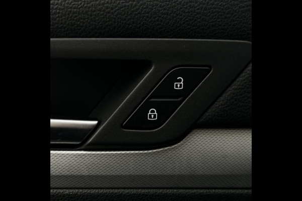 Volkswagen Golf 1.0 TSI Golf, CRUISE! CLIMATE! PDC!