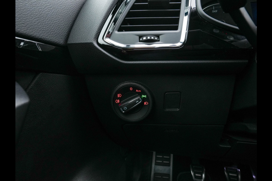 Seat Ateca 1.5 TSI FR Business Intense (INCL-BTW) *FULL-LED | SPORTSEATS | NAVI-FULLMAP | LEATHER-MICROFIBRE | CAMERA | KEYLESS | DAB+ | CARPLAY | ECC | PDC | CRUISE | TOWBAR | 18''ALU*