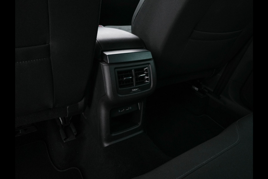 Seat Ateca 1.5 TSI FR Business Intense (INCL-BTW) *FULL-LED | SPORTSEATS | NAVI-FULLMAP | LEATHER-MICROFIBRE | CAMERA | KEYLESS | DAB+ | CARPLAY | ECC | PDC | CRUISE | TOWBAR | 18''ALU*