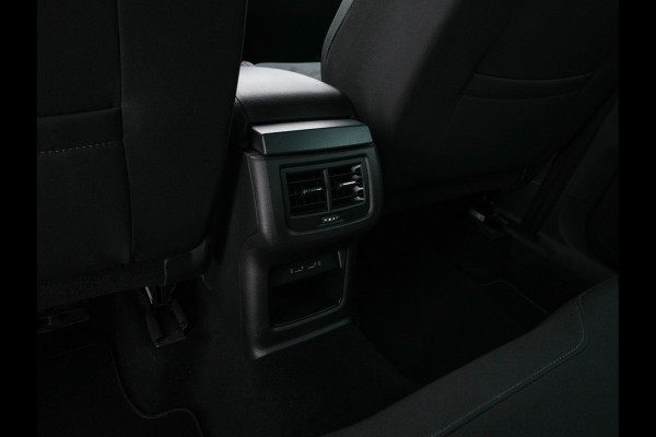 Seat Ateca 1.5 TSI FR Business Intense (INCL-BTW) *FULL-LED | SPORTSEATS | NAVI-FULLMAP | LEATHER-MICROFIBRE | CAMERA | KEYLESS | DAB+ | CARPLAY | ECC | PDC | CRUISE | TOWBAR | 18''ALU*