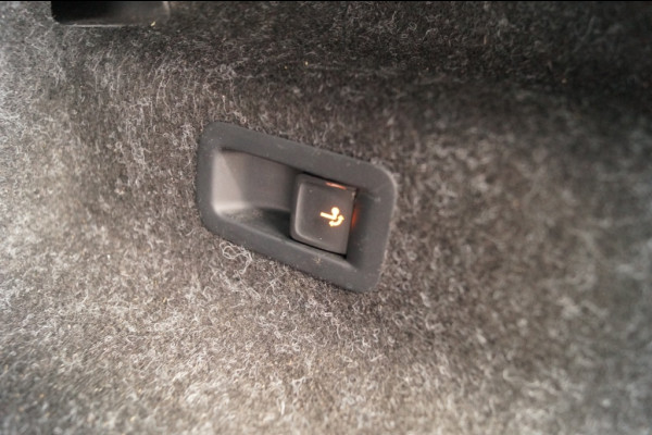 Škoda ENYAQ iV 80 204pk 77kWh -SOH91%-TREKHAAK-ECC-PDC-CAM-