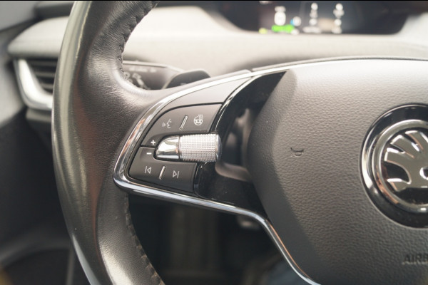 Škoda ENYAQ iV 80 204pk 77kWh -SOH91%-TREKHAAK-ECC-PDC-CAM-