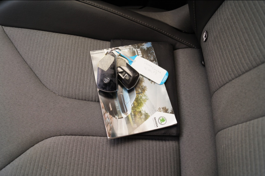 Škoda ENYAQ iV 80 204pk 77kWh -SOH91%-TREKHAAK-ECC-PDC-CAM-