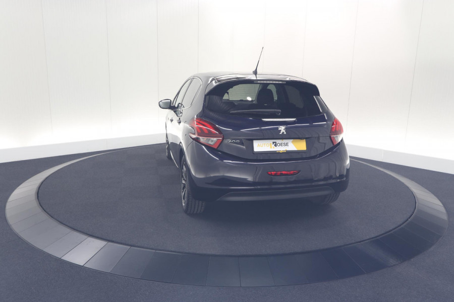 Peugeot 208 PureTech 110 Tech Edition | Camera | Apple Carplay | Parkeersensoren