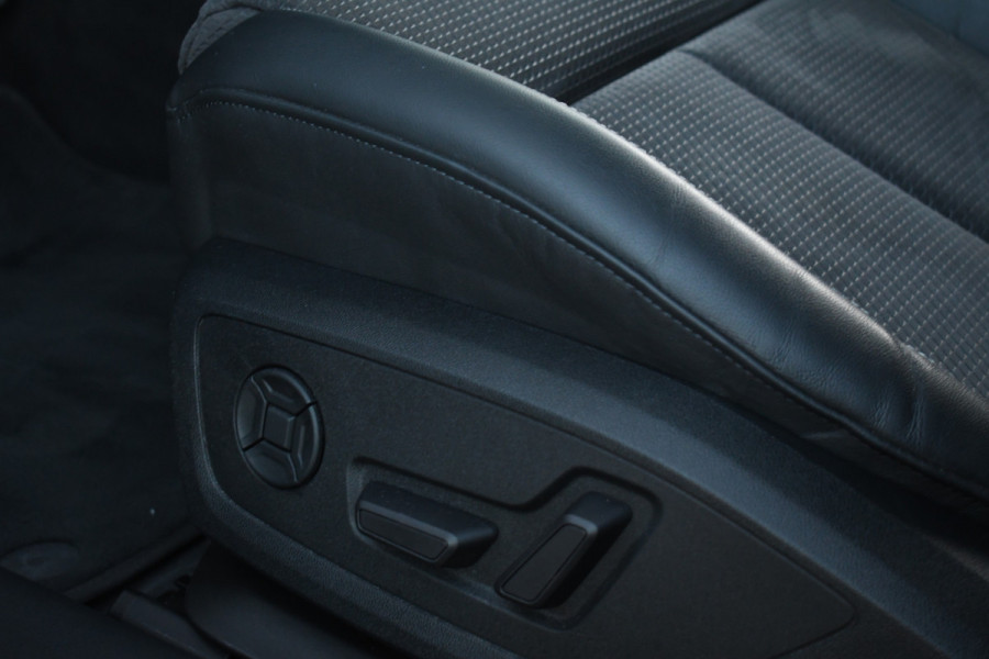 Audi A6 Avant 55 TFSI e quattro Competition Pano HUD ACC 360 Trekh Adp-demping