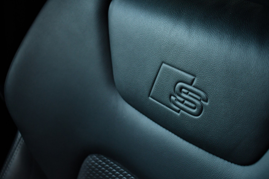 Audi A6 Avant 55 TFSI e quattro Competition Pano HUD ACC 360 Trekh Adp-demping