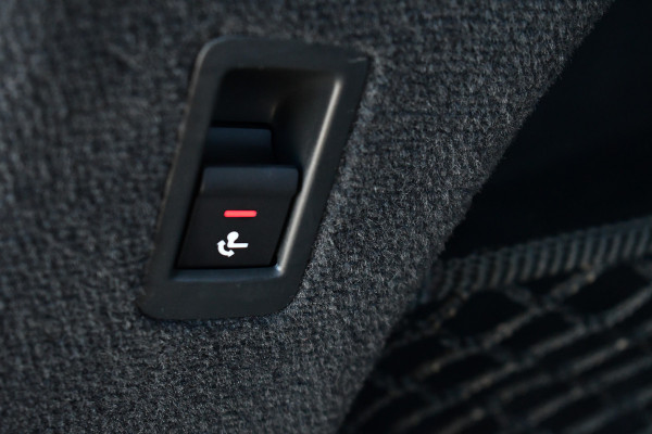 Audi A6 Avant 55 TFSI e quattro Competition Pano HUD ACC 360 Trekh Adp-demping