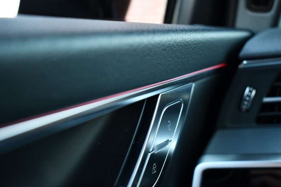 Audi A6 Avant 55 TFSI e quattro Competition Pano HUD ACC 360 Trekh Adp-demping