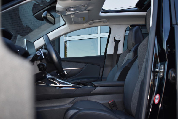 Peugeot 5008 1.2 PureTech 130PK Aut. Allure | 7 Zits | Navi | Panodak | Camera | Incl. garantie