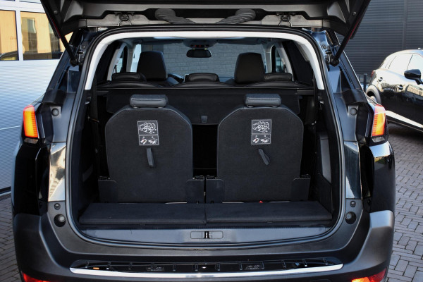 Peugeot 5008 1.2 PureTech 130PK Aut. Allure | 7 Zits | Navi | Panodak | Camera | Incl. garantie