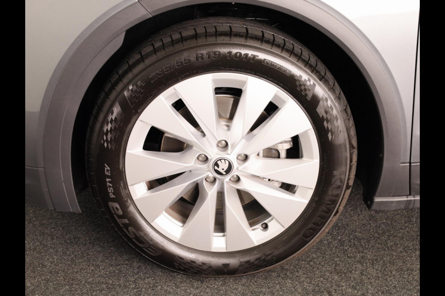 Škoda Elroq 60 Business Edition 204pk | SoH 100% | Blind Spot | Navi | Camera | Cruise Control | Park Assist | Stoelverwarming