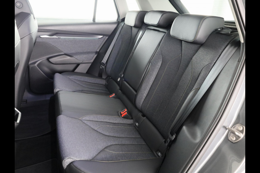Škoda Elroq 60 Business Edition 204pk | SoH 100% | Blind Spot | Navi | Camera | Cruise Control | Park Assist | Stoelverwarming