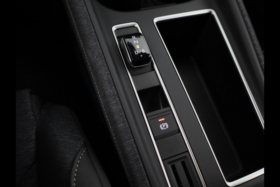 Škoda Elroq 60 Business Edition 204pk | SoH 100% | Blind Spot | Navi | Camera | Cruise Control | Park Assist | Stoelverwarming