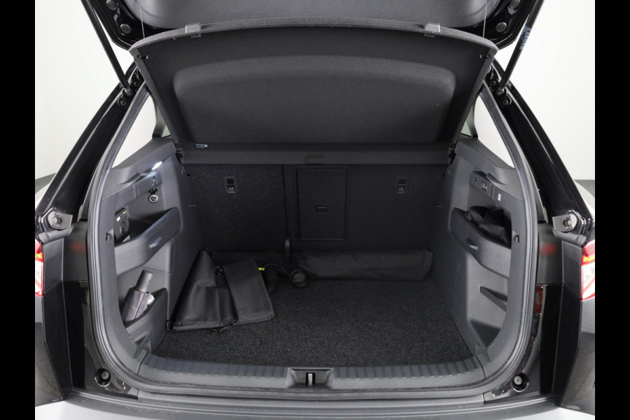 Škoda Elroq 60 Business Edition - Tour 204pk | Trekhaak | 20 inch | Stoelverwarming | Adaptive Cruise Control | Blind Spot