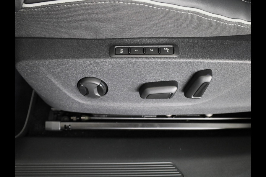 Škoda Enyaq Coupé RS 340 PK | Leder | 21 inch | DCC | MAXX pakket | Head up | Elek. stoelen | Canton Sound |