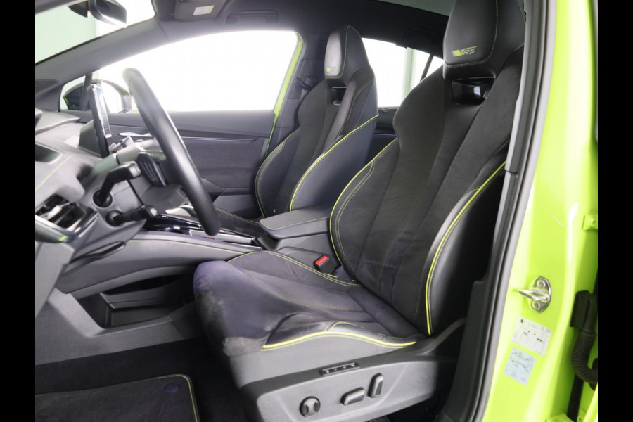 Škoda ENYAQ Coupé iV 80 RS 299pk | SoH 93% | Panoramadak | Elektrisch verstelbare stoelen met geheugen | Verwarmbare voorstoelen en achterbank |