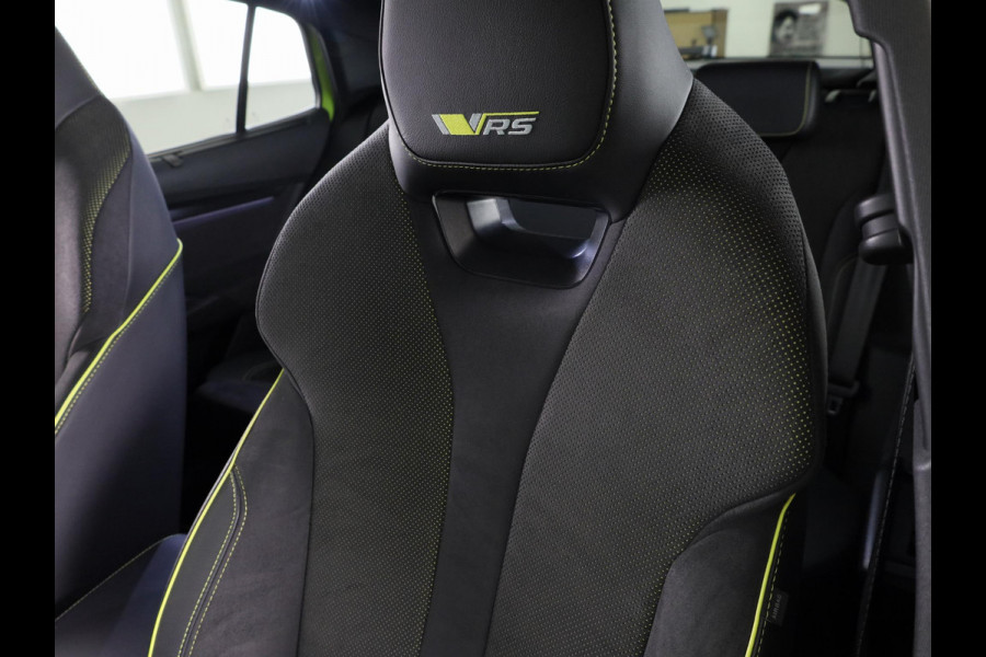 Škoda ENYAQ Coupé iV 80 RS 299pk | SoH 93% | Panoramadak | Elektrisch verstelbare stoelen met geheugen | Verwarmbare voorstoelen en achterbank |