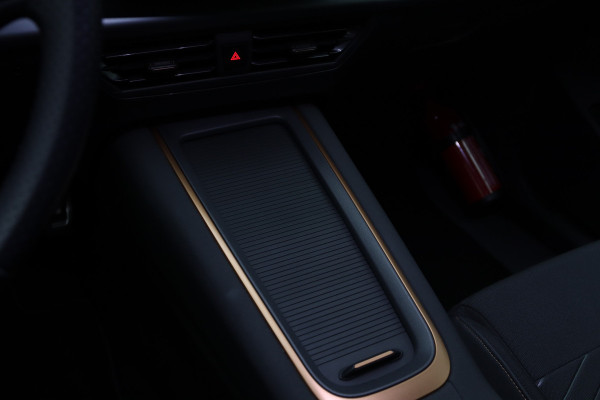 CUPRA Born Adrenaline 62 kWh 204 PK, Camera, Carplay, Adap. Cruise Control, LED