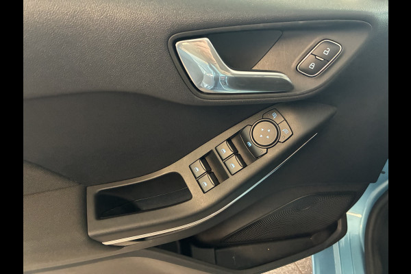 Ford Fiesta 125pk Hybride Titanium MHEV winterpakket-apple carplay-privacyglass