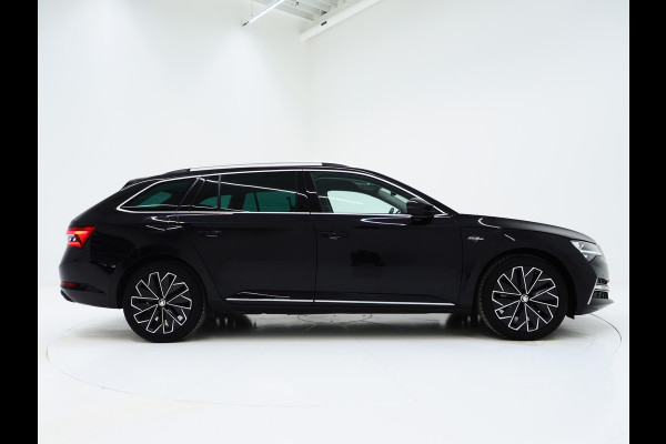 Škoda Superb Combi 1.4 TSI iV Laurin & Klement | Massage | Leder | Trekhaak | 360 | Canton | Keyless | Adaptive Cruise | Carplay