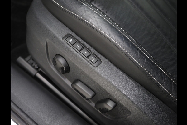Škoda Superb Combi 1.4 TSI iV Laurin & Klement | Massage | Leder | Trekhaak | 360 | Canton | Keyless | Adaptive Cruise | Carplay