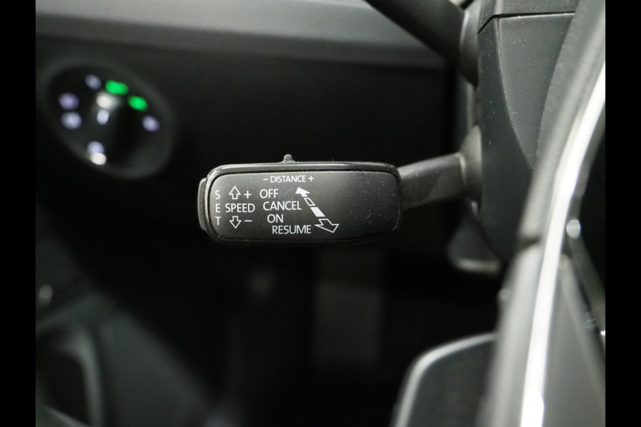 Škoda Superb Combi 1.4 TSI iV Laurin & Klement | Massage | Leder | Trekhaak | 360 | Canton | Keyless | Adaptive Cruise | Carplay