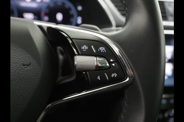 Škoda Superb Combi 1.4 TSI iV Laurin & Klement | Massage | Leder | Trekhaak | 360 | Canton | Keyless | Adaptive Cruise | Carplay