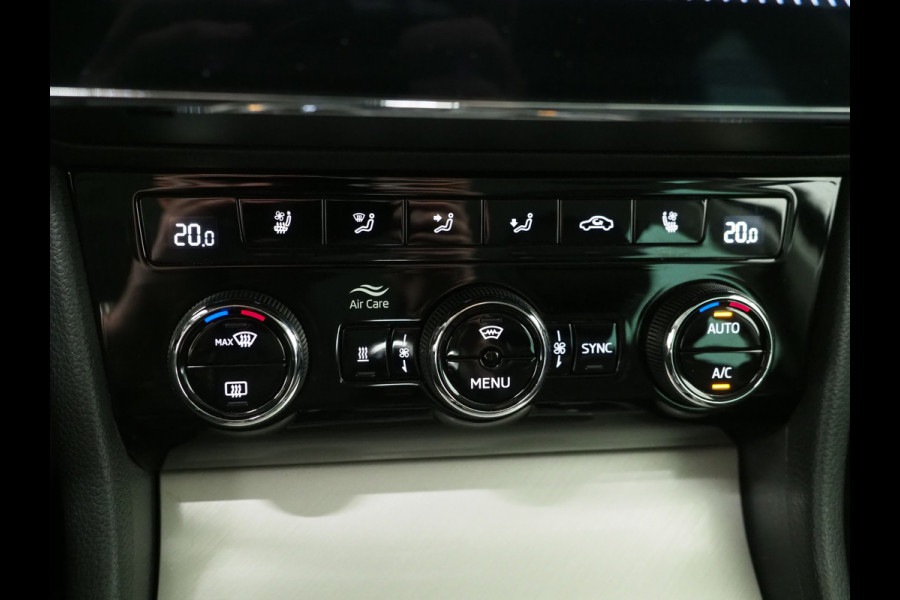 Škoda Superb Combi 1.4 TSI iV Laurin & Klement | Massage | Leder | Trekhaak | 360 | Canton | Keyless | Adaptive Cruise | Carplay