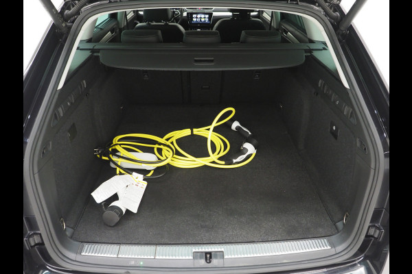 Škoda Superb Combi 1.4 TSI iV Laurin & Klement | Massage | Leder | Trekhaak | 360 | Canton | Keyless | Adaptive Cruise | Carplay