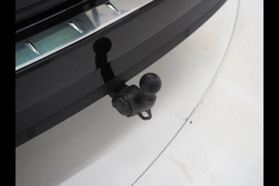 Škoda Superb Combi 1.4 TSI iV Laurin & Klement | Massage | Leder | Trekhaak | 360 | Canton | Keyless | Adaptive Cruise | Carplay