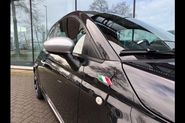 Fiat 500 1.0 Hybrid Rockstar Sport - Navi - Climate - Parkeerhulp- Org.NL