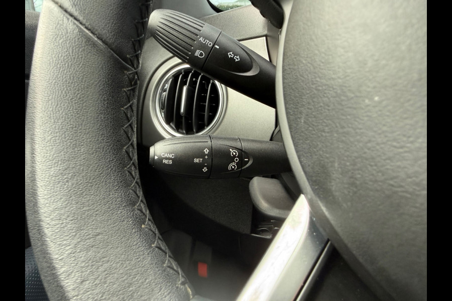 Fiat 500 1.0 Hybrid Rockstar Sport - Navi - Climate - Parkeerhulp- Org.NL