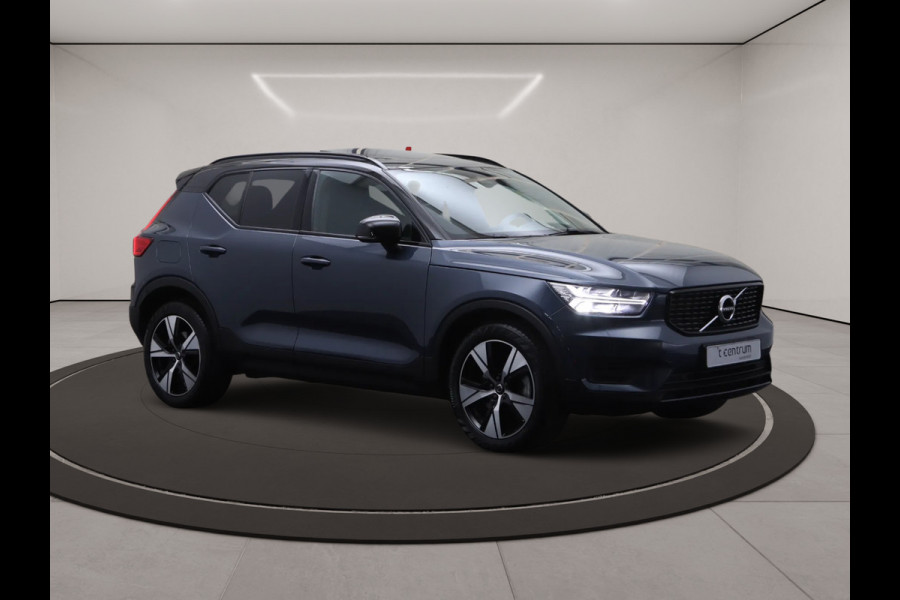 Volvo XC40 1.5 T5 262 PK Recharge R-Design, Panoramadak, Memory, H/K Sound, Camera