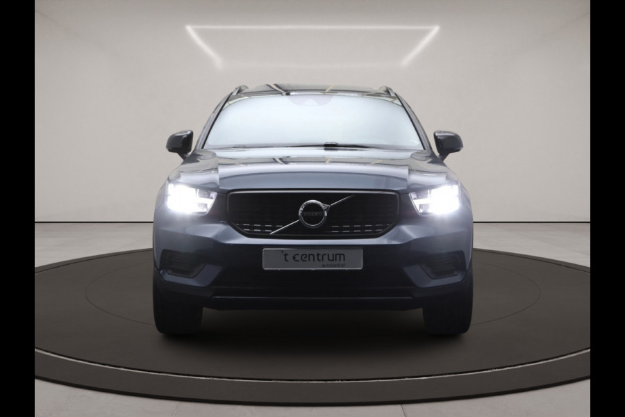Volvo XC40 1.5 T5 262 PK Recharge R-Design, Panoramadak, Memory, H/K Sound, Camera