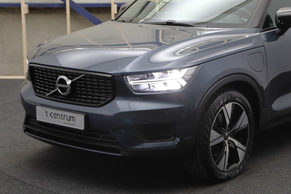 Volvo XC40 1.5 T5 262 PK Recharge R-Design, Panoramadak, Memory, H/K Sound, Camera