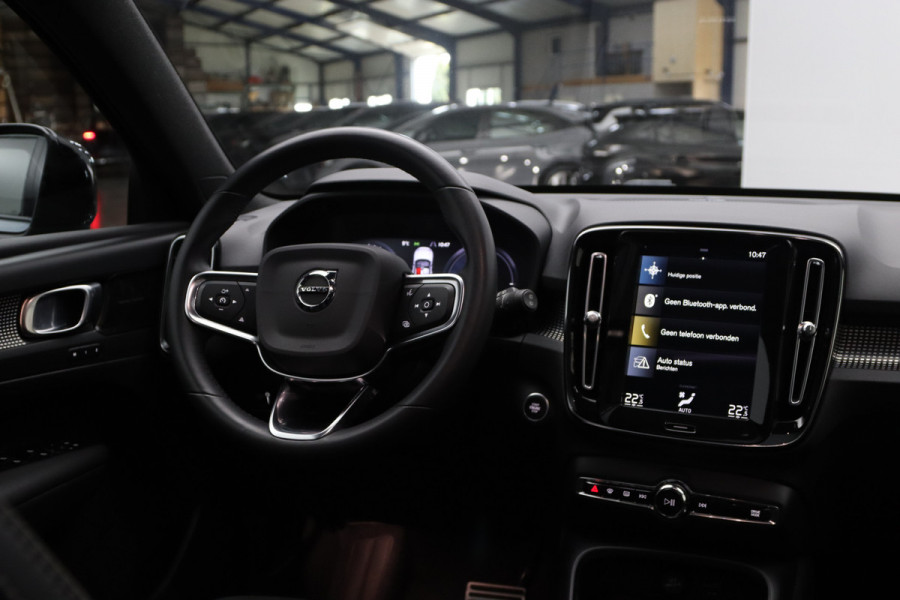 Volvo XC40 1.5 T5 262 PK Recharge R-Design, Panoramadak, Memory, H/K Sound, Camera