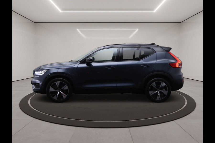 Volvo XC40 1.5 T5 262 PK Recharge R-Design, Panoramadak, Memory, H/K Sound, Camera