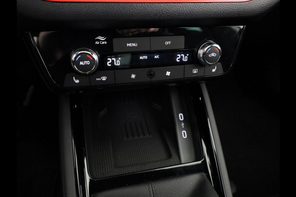Škoda Kamiq Monte Carlo 1.0 TSI 115 pk 7 versn. DSG | Navigatie Pakket | Travel Assist Plus | Wegklapbare trekhaak | Winter Pakket | Charging | 18 inch lichtmetalen velgen